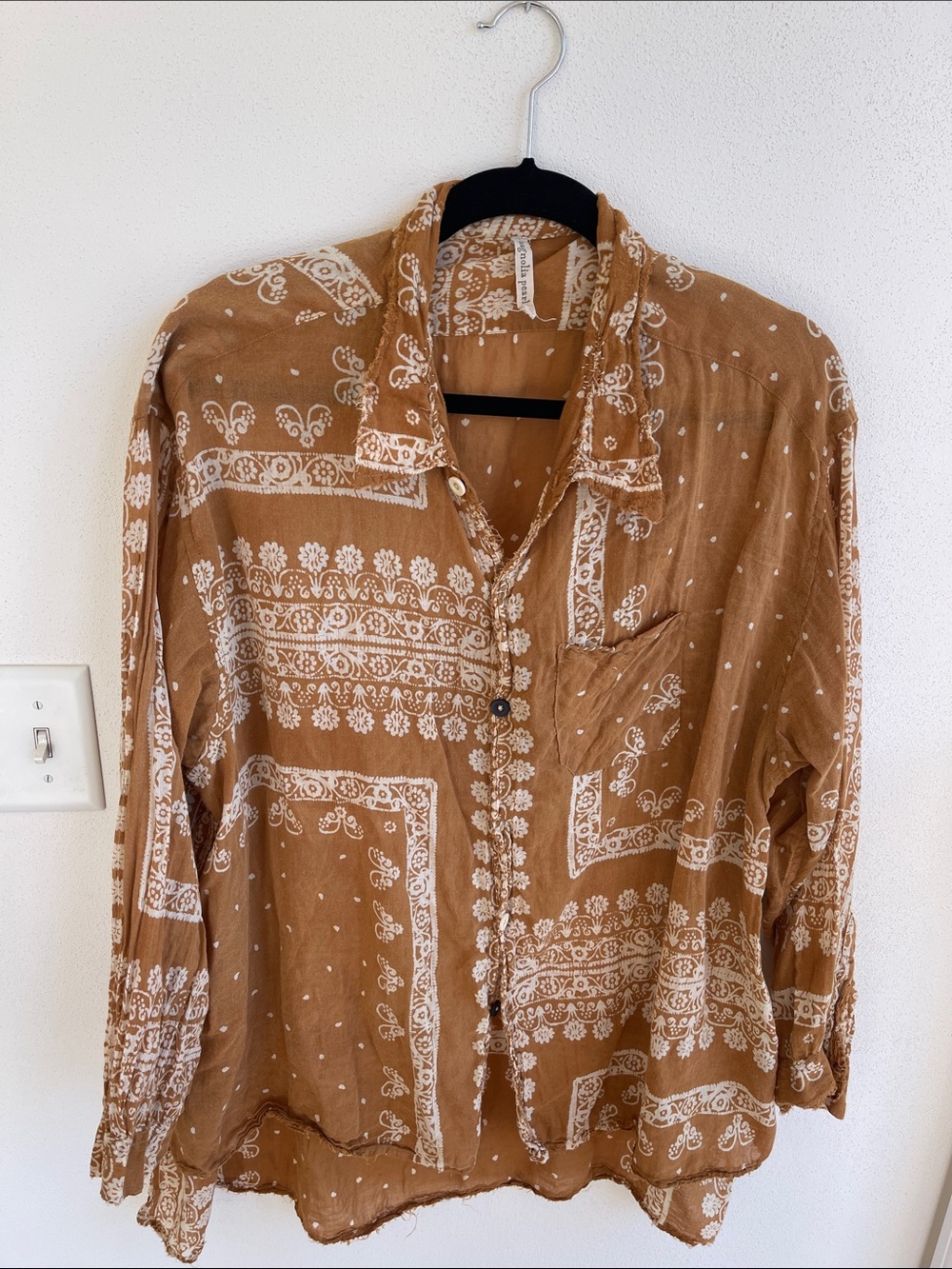Magnolia Pearl Brown Tan Bandana-Print Button Front Blouse